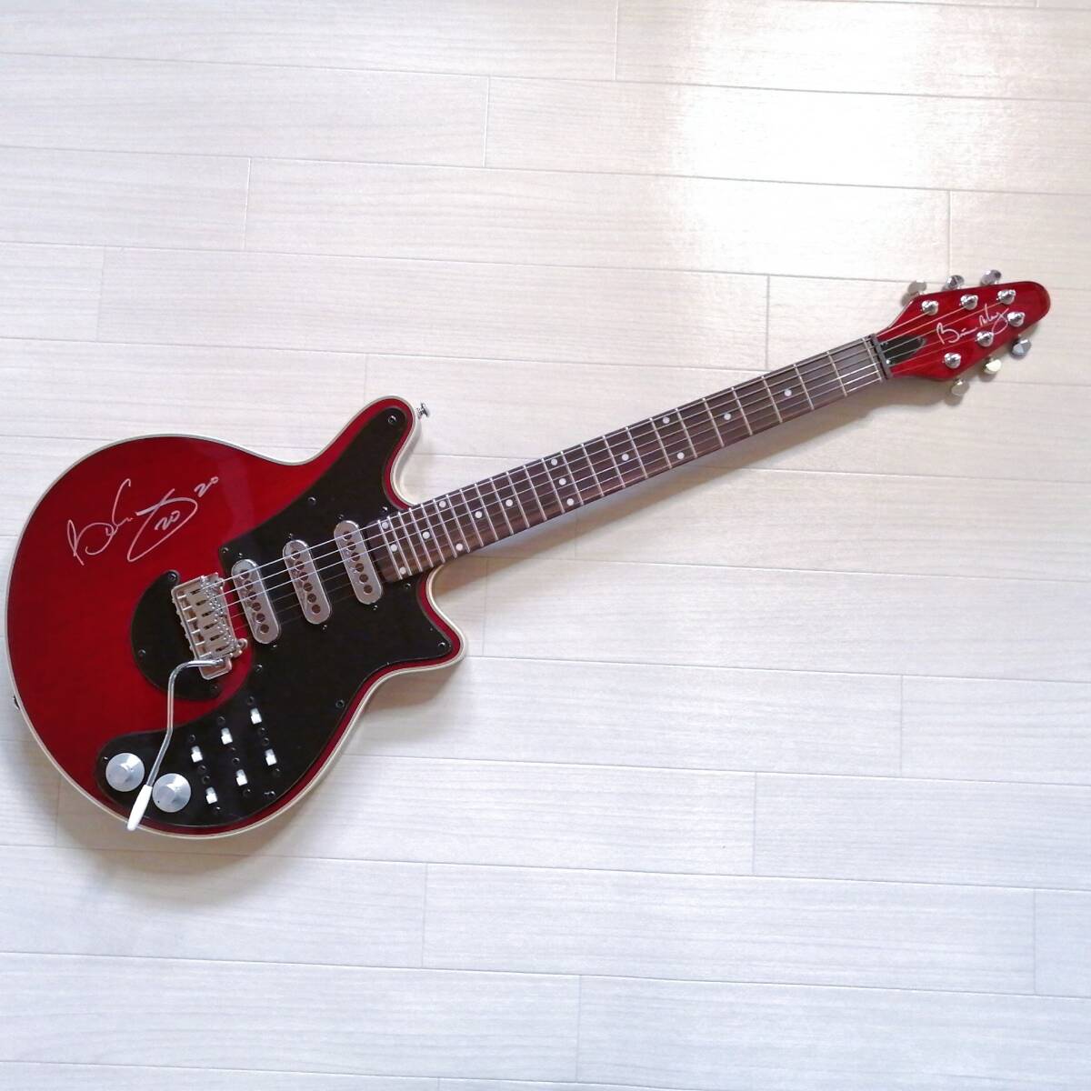 Yahoo!オークション -「brian may red special」(ギター) (楽器 Yahoo!オークション -「brian may red special」(ギター) (楽器