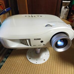 EPSON ホームプロジェクター EMP-TW700