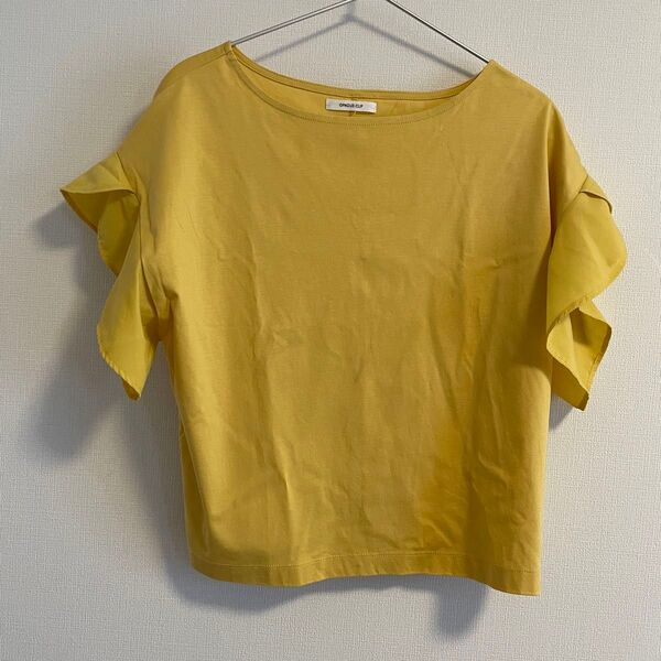 オペーク 袖フリルTシャツ
