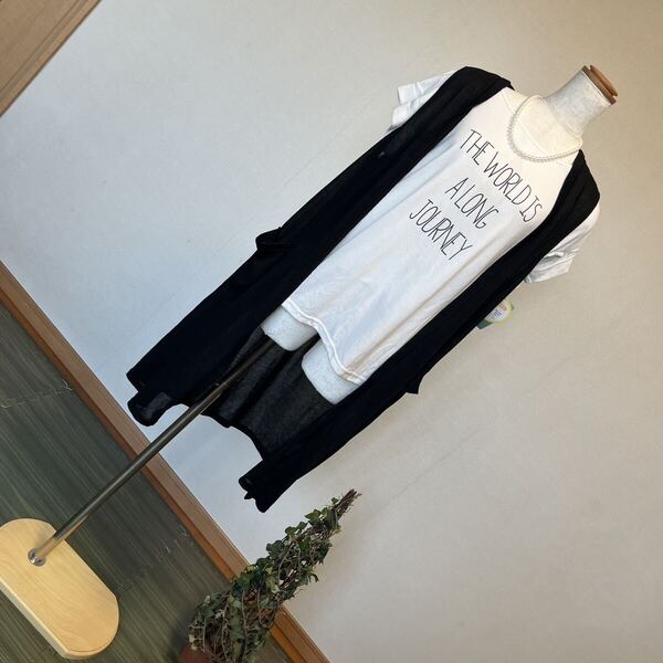 9-6新品 a.i.n 半袖白Tシャツロゴ柄カットソープルオーバー 黒シアーロング丈ジレカーディガン付 授乳口付 マタニティM 9号