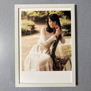 ●額装品 岡田奈々 グラビア A4サイズ額入り 昭和アイドル ポスター風 アートフレーム 送料無料 D227