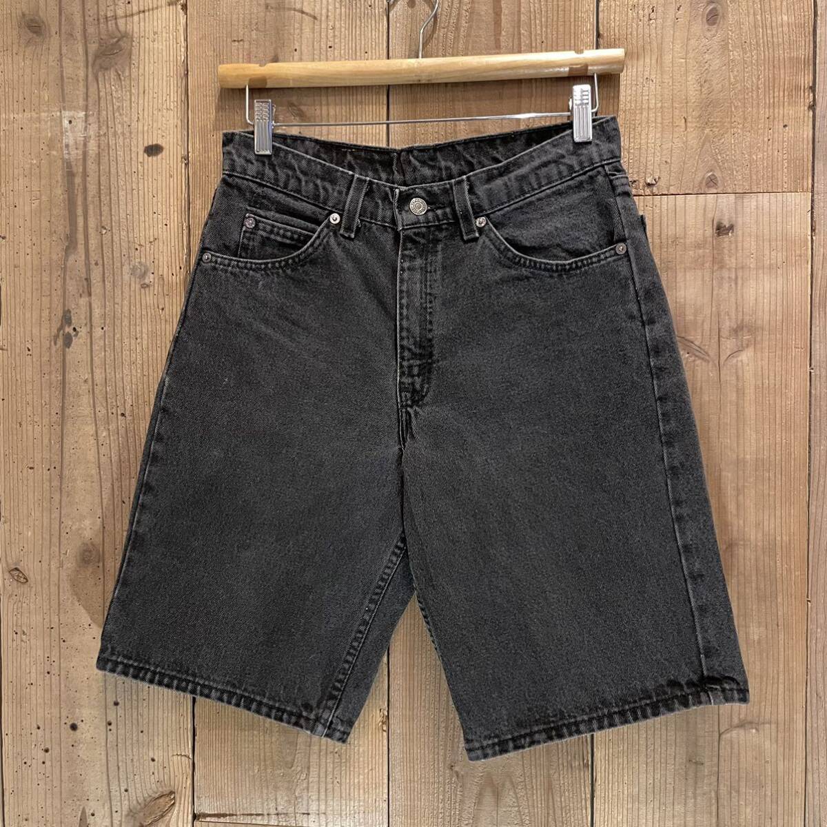 Yahoo!オークション -「ショーツ」(リーバイス) (ジーンズ)の Yahoo!オークション -「ショーツ」(リーバイス) (ジーンズ)の