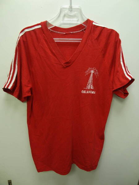 アメリカ USA古着 80-90年代 ブランド不明 シングルステッチ メンズ 半袖 OKLAHOMA Vネック肩3本ライン入りラグランTシャツ たぶんS
