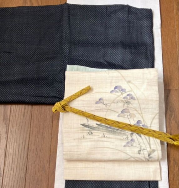 夏の帯 麻九寸名古屋帯 生成り地に手描き川辺文様 落款 太鼓柄名古屋仕立て 作家物