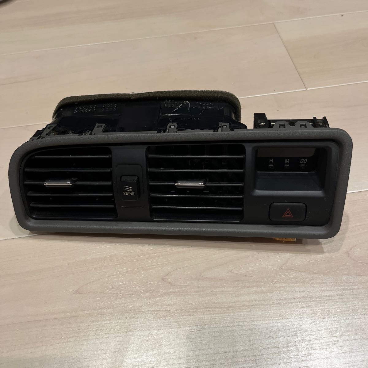 JZX100.GX100エアコン吹き出し口（センター）