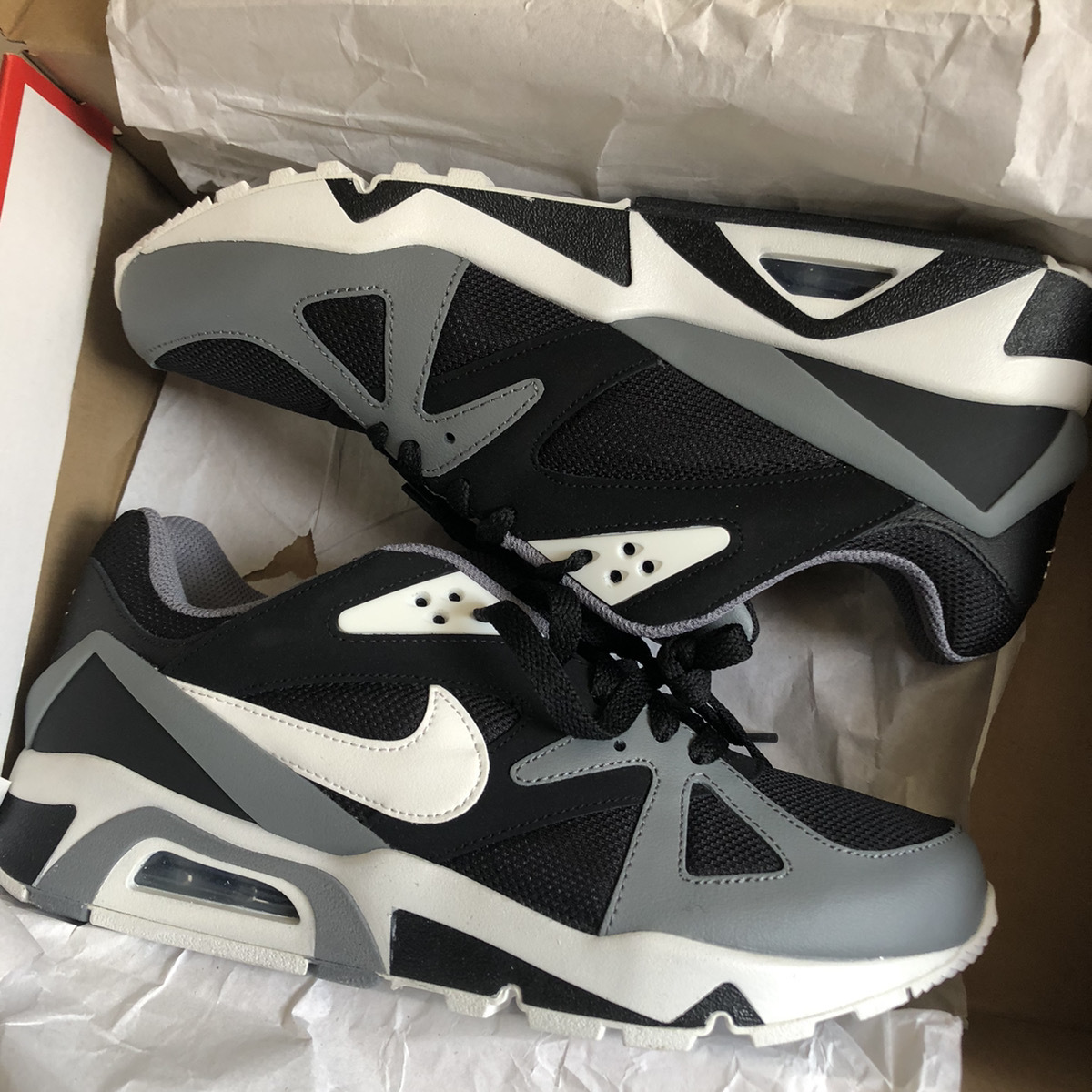 Nike ナイキ エアストラクチャー ブラック/サミットホワイト-スモークグレー (DB1549 001)/(US)8.5 Nike ナイキ エアストラクチャー ブラック/サミットホワイト-スモークグレー (DB1549 001)/(US)8.5