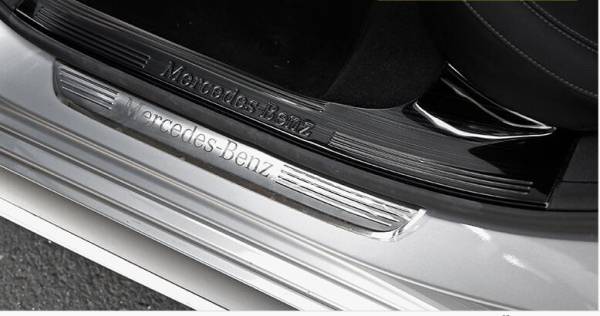 メルセデス・ベンツ 新型 Eクラス W213専用ステップガーニッシュ内側4pセット黒
