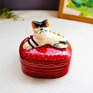 ペーパーマッシュ とびだしネコL レッド 小物入れ アクセサリーケース