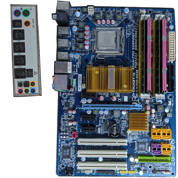 【中古】GIGABYTE GA-P35-DS3R + CPU(C2D E8500)メモリ(1GBx4)セット