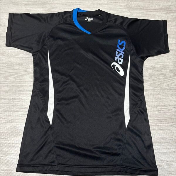 asics スポーツウェア、Tシャツ