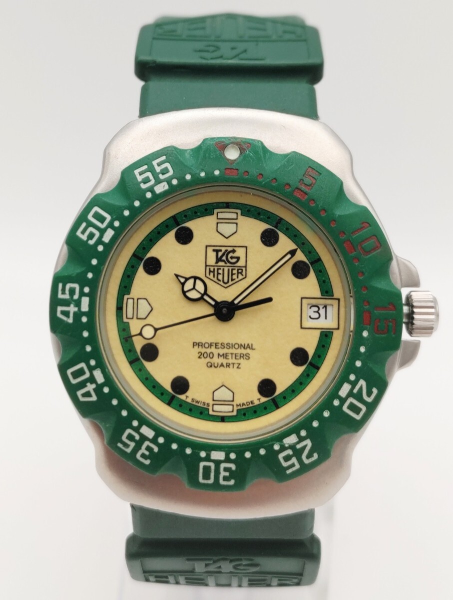 ⭐️稼働品⭐️TAGHEUER フォーミュラ1 夜光文字盤 純正ベルト ⭐️稼働品⭐️TAGHEUER フォーミュラ1 夜光文字盤 純正ベルト