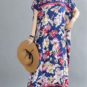 ☆人気の新作☆花柄 総柄 ゆったり ロングワンピース 半袖 青