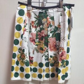 Lois CRAYONドット 花柄 スカート