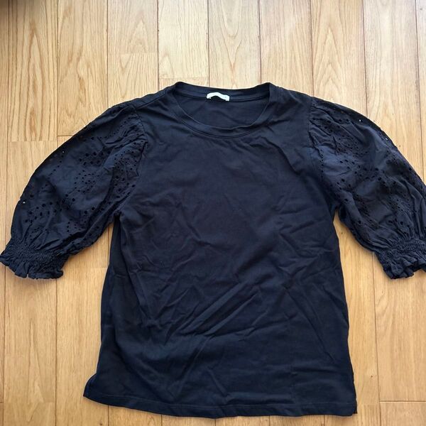 GU Tシャツ 黒 Mサイズ