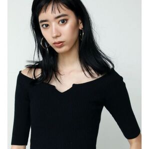 オフショルダー クロップド丈 ショート丈 ニット