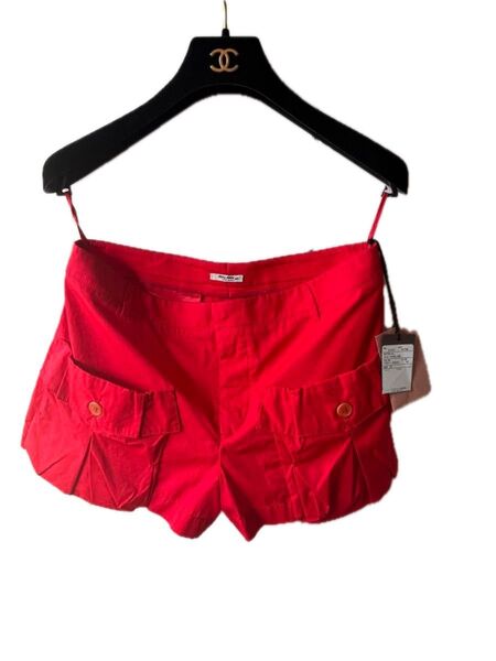 【新品未使用】miumiu ミュウミュウ ショートパンツ ポケット 赤 タグつき 40