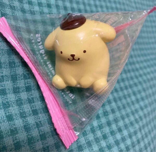 サンリオキャラクターズ おすわりインテリアミニフィギュア ポムポムプリン