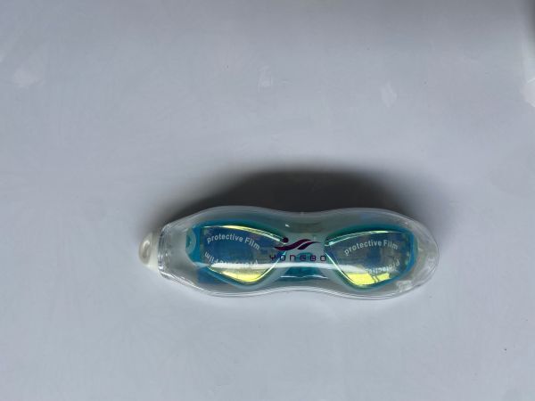 SALE 在庫限定　スイミングゴーグル 水泳ゴーグル 曇り止め 耳栓付き サイズ