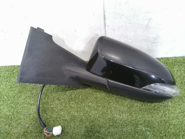 ヴィッツ DBA-NSP130 右サイドミラー 209 87910-52B90 J ヴィッツ DBA-NSP130 右サイドミラー 209 87910-52B90 J