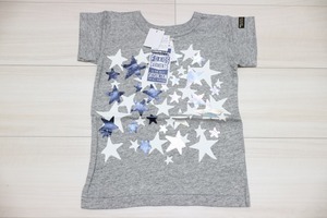 ★新品未使用タグ付★ F.O.KIDS トップス シルバー 星柄 半袖 110♪♪