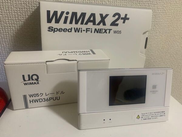 Speed Wi-Fi NEXT W05 クレードル付き(楽天モバイルで使用)