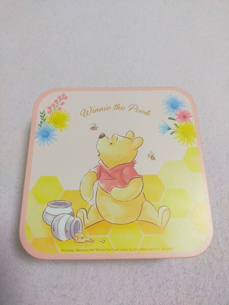 ディズニー Disney くまのプーさん クッキー缶 空き缶 小物入れ ケース かんかん プーさん 可愛い 人気 限定 お菓子缶