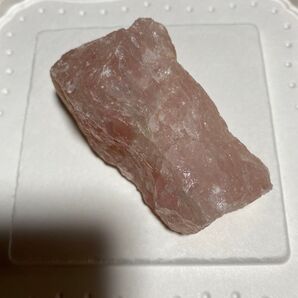 ローズクォーツ 原石 鉱物 重さ約234g