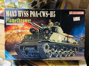 ☆希少☆ ドラゴン 1/35 6807　M4A3 HVSS POA-CWS-H5 Flamethrower