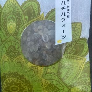 今流行りのルチルクォーツ(金運&財運の石)
