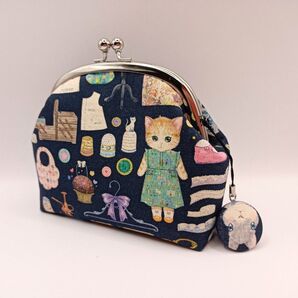 くし型口金のポーチ ドレスメーカー
