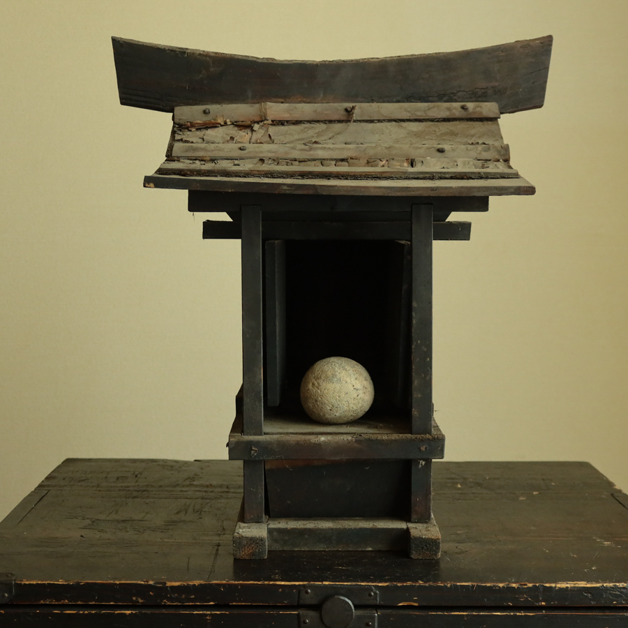 t*4様 C 珍品 古神道 丸石神 原石 宗教研究家さん整理品 神社丸石 1.5 Yahoo!オークション - 丸石神 幅4.5cm 重さ100g[道祖神][民間信仰][神