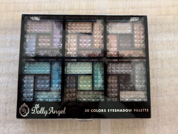 Dolly Angel 30カラー アイシャドウ パレット