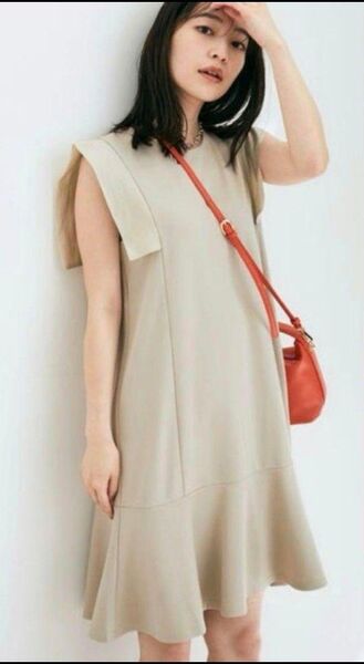 美品☆VISノースリーブワンピース ひざ丈 チュニック