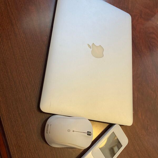 MacBook Air 13インチ モバイルWi-FiルーターW04 他オマケ付きセット