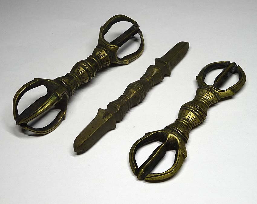 プルパ 金剛 仏像 骨董品 仏具 法具 密教法具 時代物 古銅 鍍金 プルパ 金剛 仏像 骨董品 仏具 法具 密教法具 時代物 古銅 鍍金