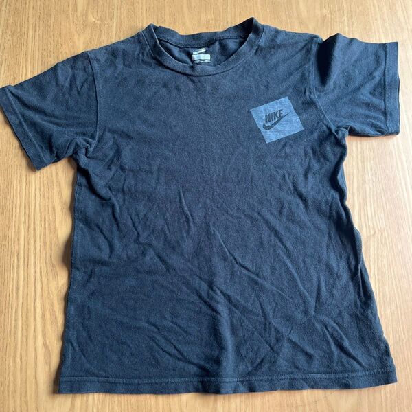 NIKE ナイキ Tシャツ 140センチ