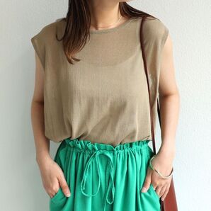and me リネンタッチノースリーブニットトップス