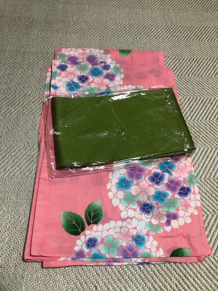 浴衣セット(ピンク地に紫陽花)