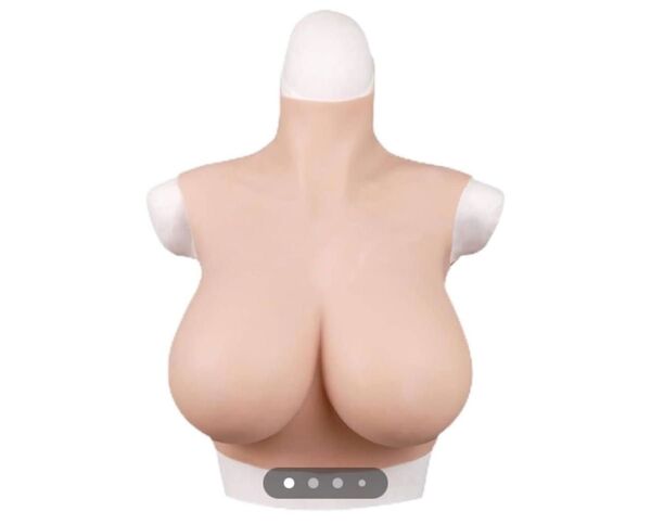 HUWAHUWA シリコンバスト Dカップ