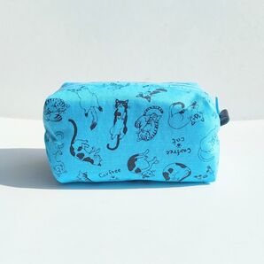 キャラメルポーチ 猫 いっぱい 水色