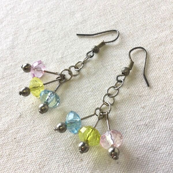ハンドメイド ピアス カラフル ビーズ アフリカ モロッコ製 No.12