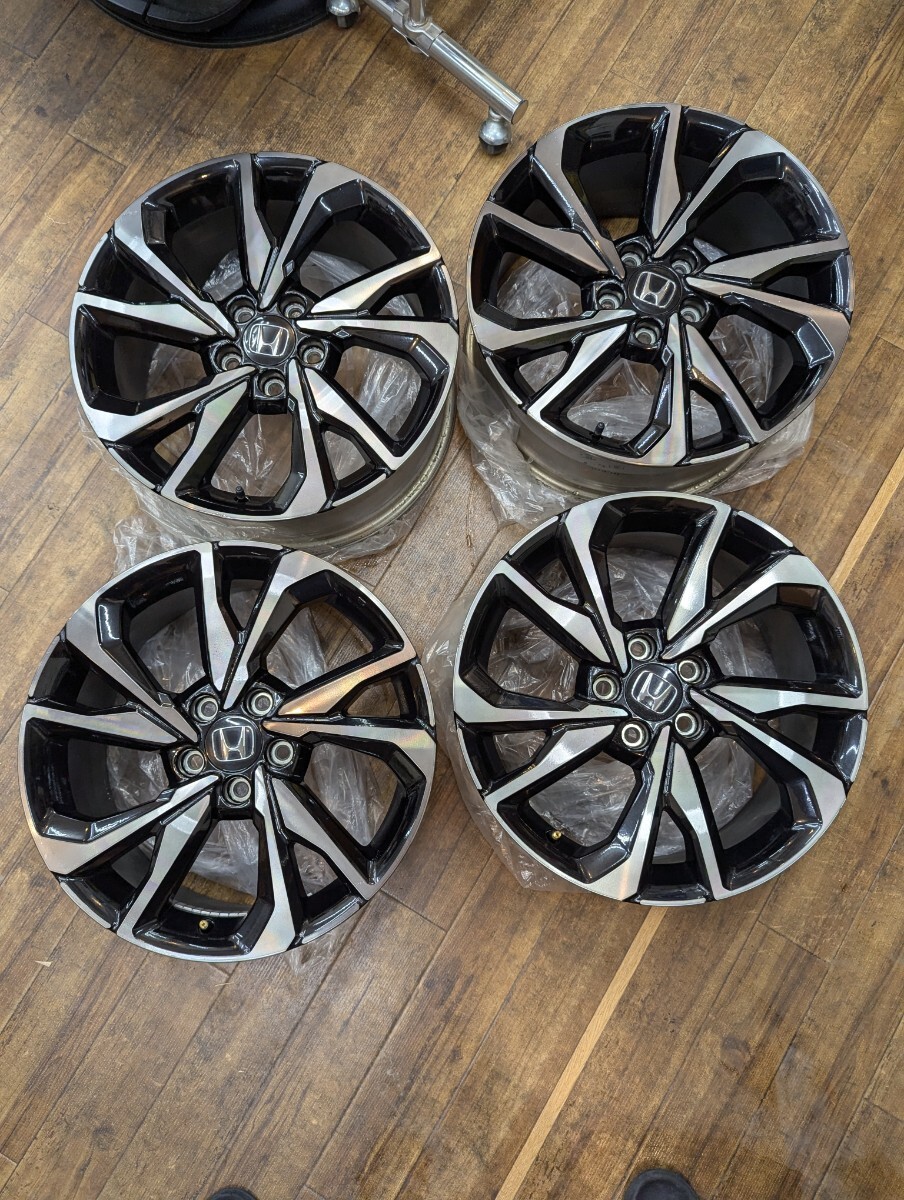 ホンダHondaFK7 シビック 極上品 2本純正ホイール 18インチ ホンダHondaFK7 シビック 極上品 2本純正ホイール 18インチ