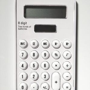 電卓 小型サイズ シンプル ホワイトカラー 計算機