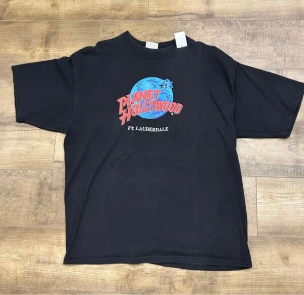 アメリカ製 プラネットハリウッドTシャツ