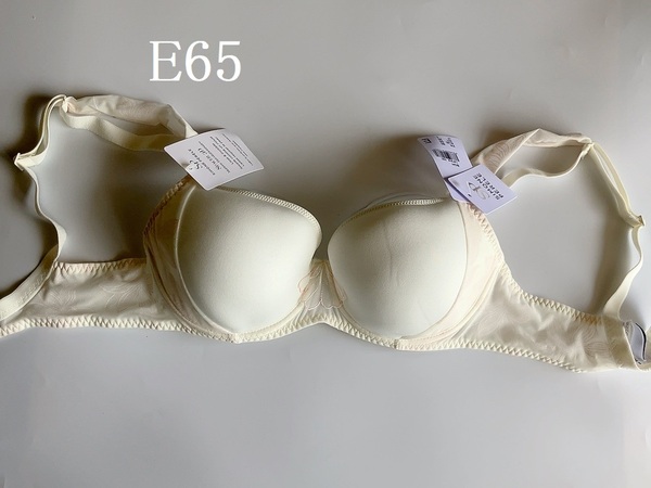 E65☆シモーヌ ペレール SIMONE PERELE boheme フランス 白