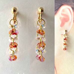 no.1331 再販♪ハンドメイド☆チリレッドとレインボーつぶつぶチェコビーズのイヤリング(ピアス)