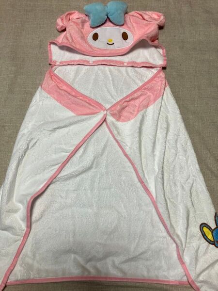 売り切り サンリオ なりきりフード付きタオル マイメロ 未使用 シワシワ 小学校高学年 夏フェス プール 大人可能 フード大きい