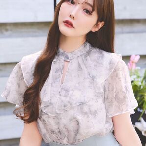 新品未開封 ミシェルマカロン ロイヤルフルールケープカラーブラウス フリーサイズ