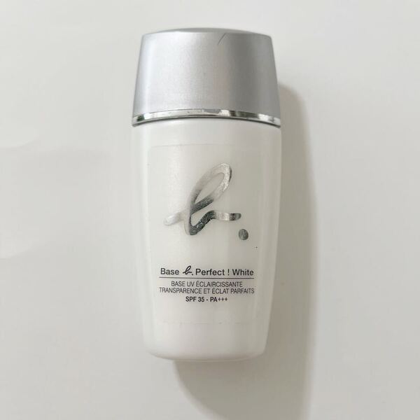 アニエスベー / ベース b.パーフェクト!ホワイト・30ml・化粧下地・定価3960円