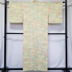 【桐輪】夏.絽小紋*未使用品*美品｛正絹*駒絽*小紋｝*身丈158-裄62*淡黄色地*カスミ文と図案化-草花*№4211782